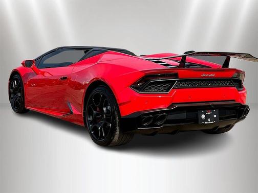 Red 2018 Lamborghini Huracan LP580-2S