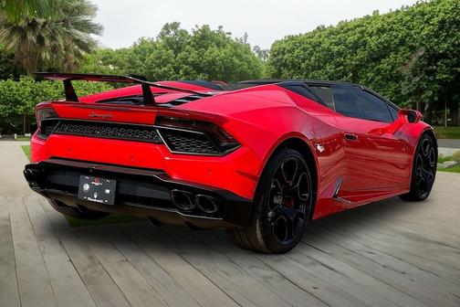 2018 Lamborghini Huracan LP580-2S