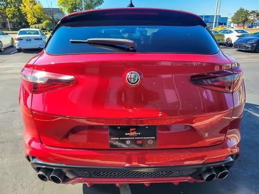 2019 Alfa Romeo Stelvio Quadrifoglio