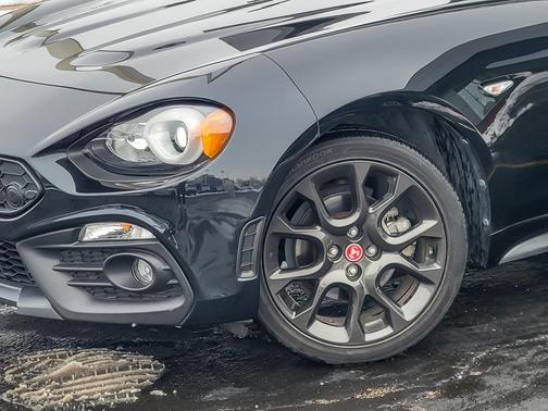 2020 FIAT 124 Spider Abarth