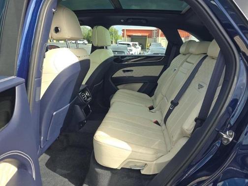 2021 Bentley Bentayga V8