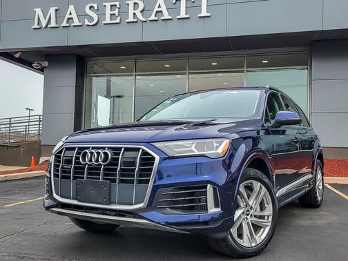 2022 Audi Q7 55 Premium Plus