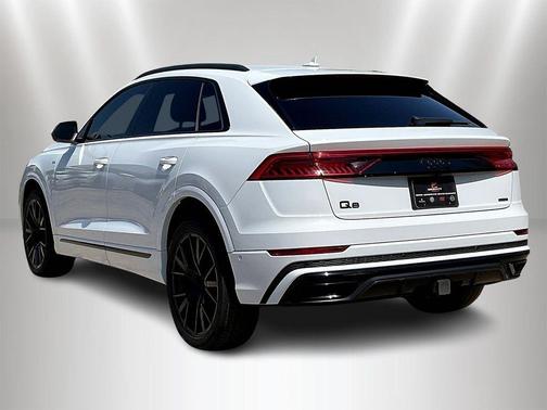 Glacier White Metallic 2021 Audi Q8 55 Premium Plus