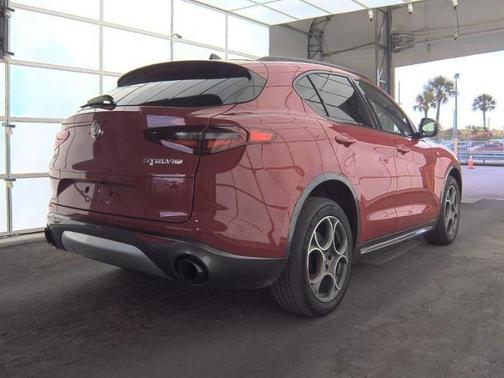 2022 Alfa Romeo Stelvio Ti