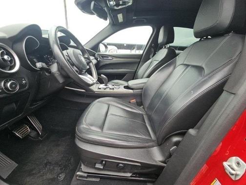 2022 Alfa Romeo Stelvio Ti