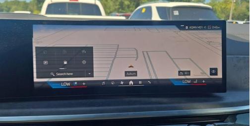 Gray Metallic 2025 BMW X5 xDrive40i