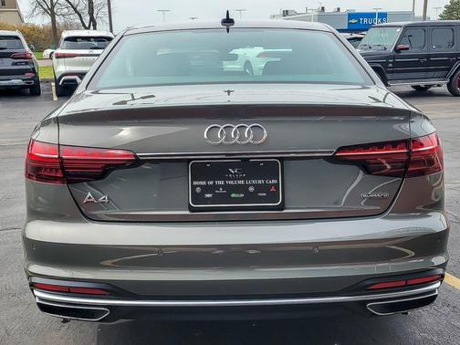 2023 Audi A4 45 S line Premium Plus