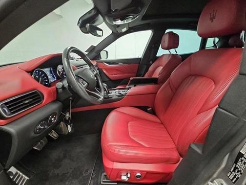 2022 Maserati Levante Modena