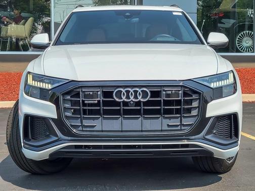 2022 Audi Q8 55 Prestige