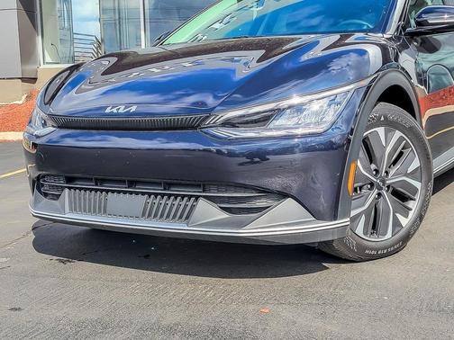 2024 Kia EV6 Light