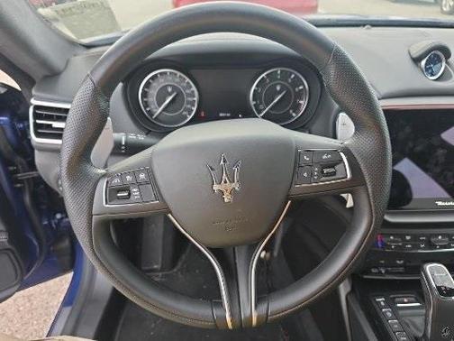 2023 Maserati Ghibli Modena Q4