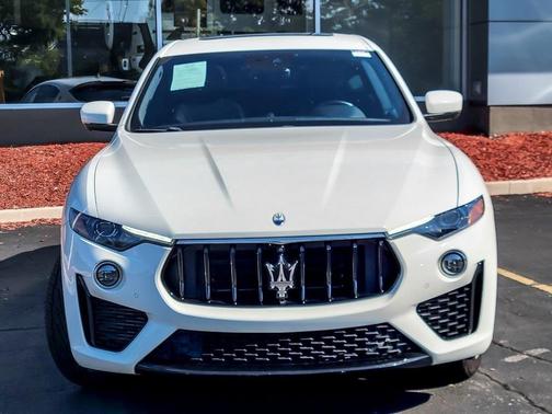 2023 Maserati Levante Modena