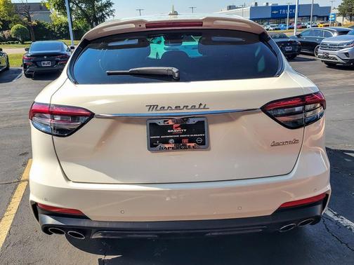 2023 Maserati Levante Modena