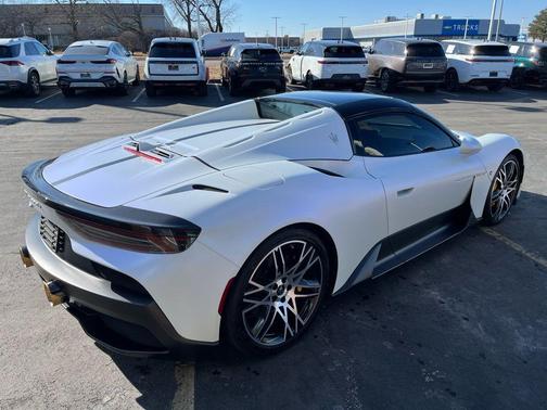 2023 Maserati MC20 Cielo