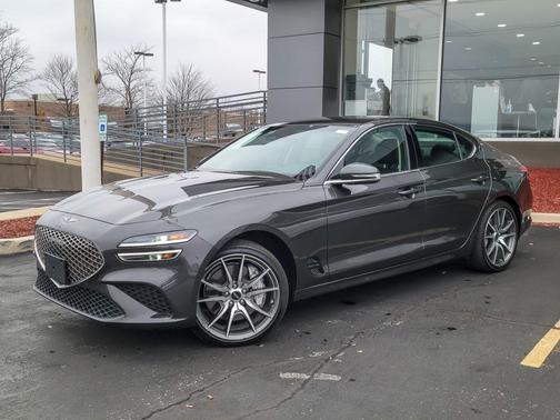 2025 Genesis G70 2.5T