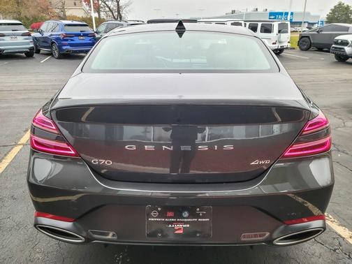 2025 Genesis G70 2.5T