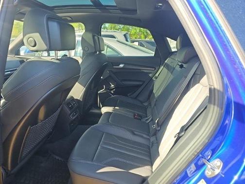 2021 Audi Q5 40 Premium Plus