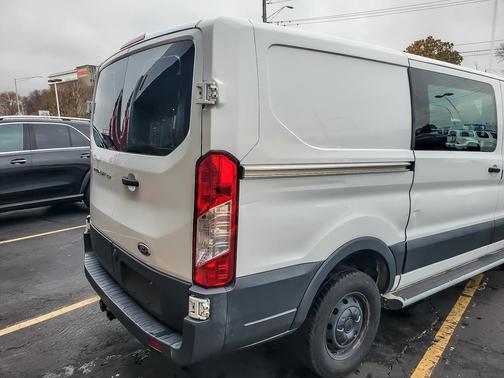2018 Ford Transit-250 Base