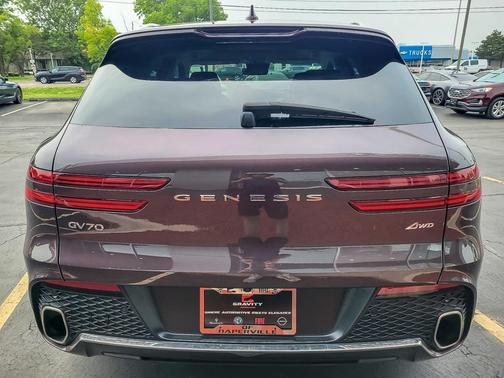 2023 Genesis GV70 2.5T