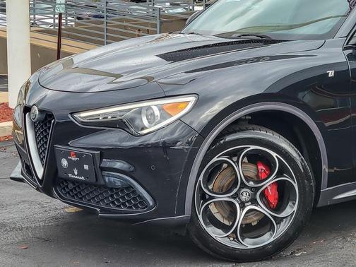 2022 Alfa Romeo Stelvio Ti
