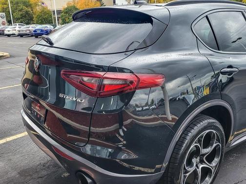 2022 Alfa Romeo Stelvio Ti