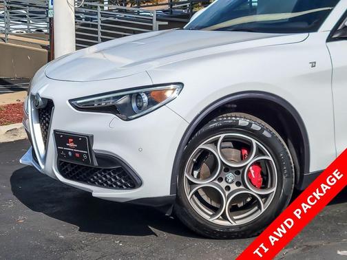 2022 Alfa Romeo Stelvio Ti