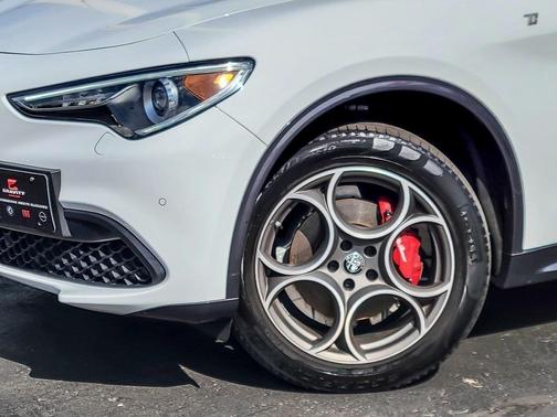 2022 Alfa Romeo Stelvio Ti