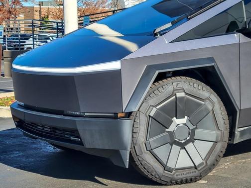 2024 Tesla Cybertruck Base