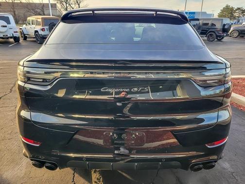 2022 Porsche Cayenne GTS