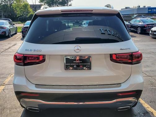 2022 Mercedes-Benz GLB 250 Base 4MATIC