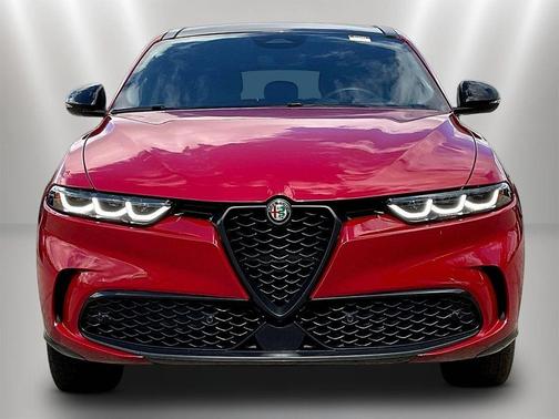Rosso 2024 Alfa Romeo Tonale Veloce