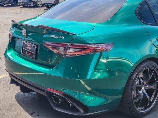 2024 Alfa Romeo Giulia Quadrifoglio