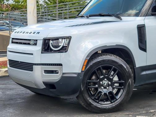 2023 Land Rover Defender S