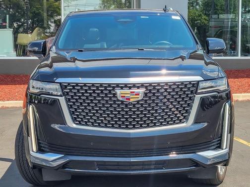 2023 Cadillac Escalade ESV Premium Luxury