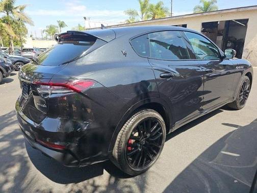 2022 Maserati Levante Modena