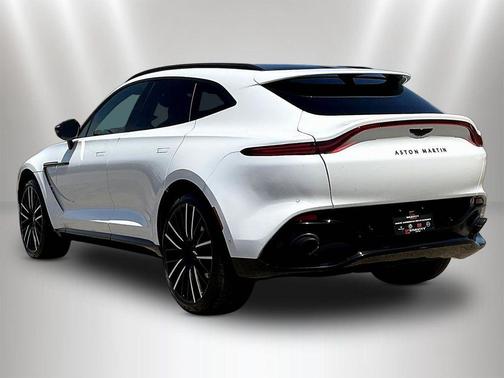 White 2022 Aston Martin DBX Base
