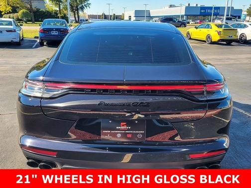 2022 Porsche Panamera GTS