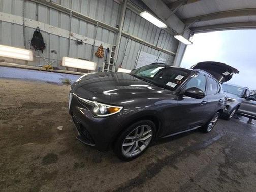 2019 Alfa Romeo Stelvio Base