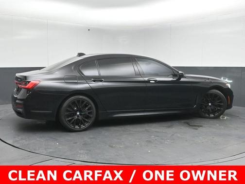 2022 BMW 750 i xDrive