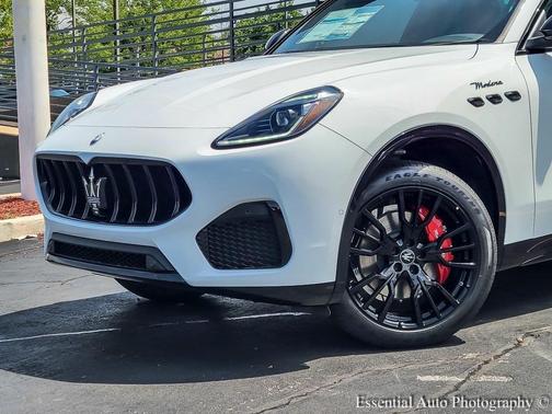 Bianco 2025 Maserati Grecale Modena