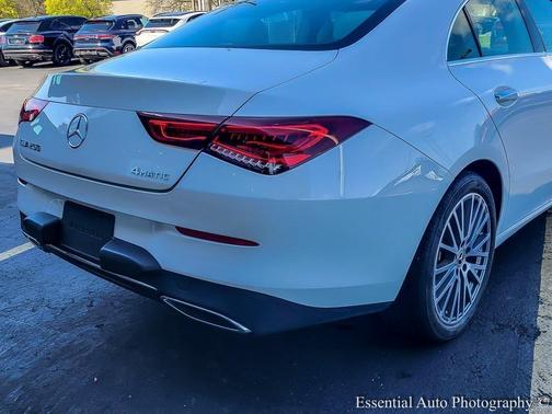 2022 Mercedes-Benz CLA 250 Base 4MATIC