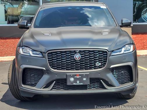 2022 Jaguar F-PACE SVR