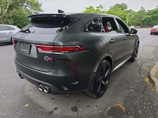 2022 Jaguar F-PACE SVR