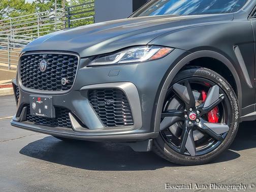 2022 Jaguar F-PACE SVR