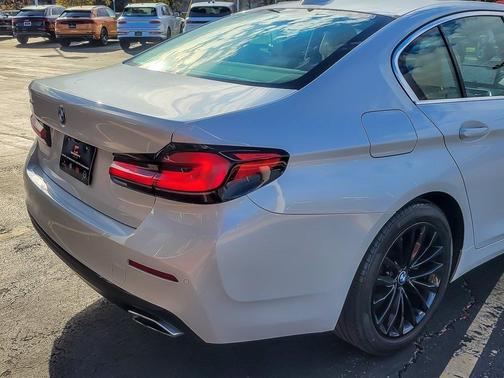 2022 BMW 530 i xDrive