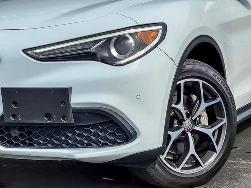 2019 Alfa Romeo Stelvio Ti