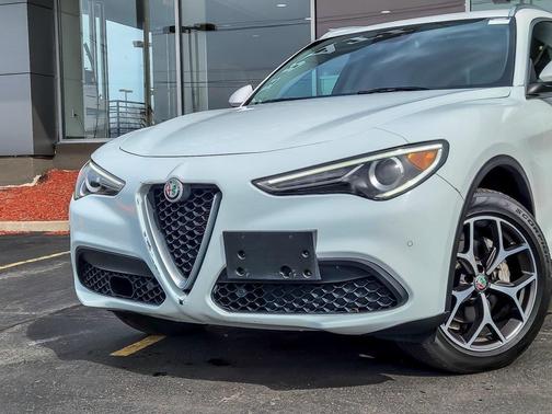 2019 Alfa Romeo Stelvio Ti