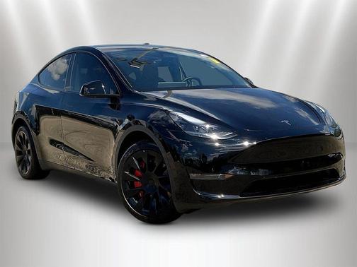 Black 2024 Tesla Model Y Long Range