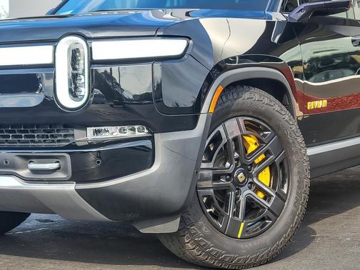 2023 Rivian R1T Adventure Quad Motor Large Pack