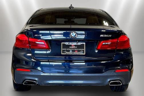 Carbon Black Metallic 2020 BMW 530 i xDrive